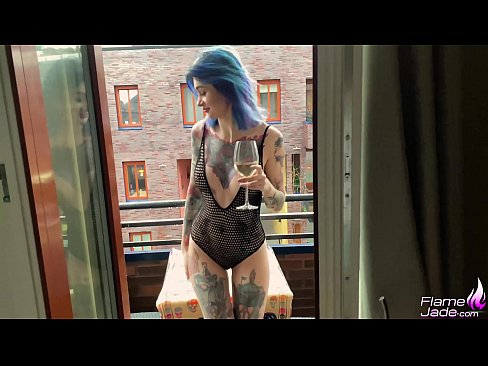 ❤️ Sjajna djevojka sisa gutljajem i strastveno jebe pod otvorenim nebom ️ Porno fb na bs.pornohdmega.ru ❌️❤